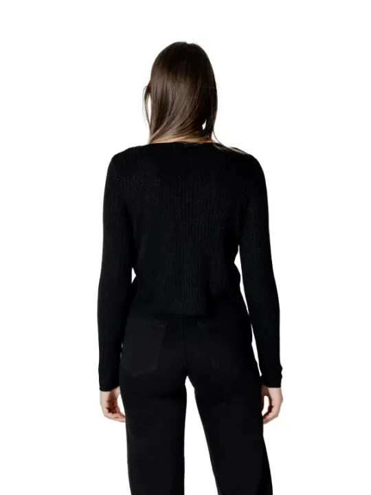 Schwarzer Strickpullover mit Rundhalsausschnitt