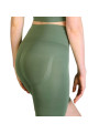 Grüne gerippte High-Waist Leggings zeigen
