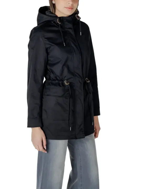 Schwarze wasserdichte Damenjacke mit Kapuze