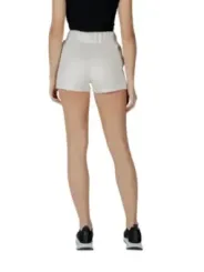 "Guess Active Shorts im Sale | Guess Active - Guess Active Shorts Donna online kaufen"|Planet-Deluxe