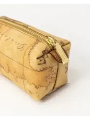 Tan Reisebeutel mit Kartenmotiv
