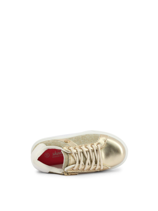 Goldene Metallic-Sneakers mit Schnürsenkeln