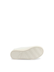 Weiß-goldene Sneaker Sohle Detailansicht