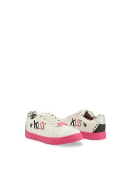 Weiße Sneaker mit rosa Sohle