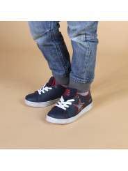 Navy blaue hohe Sneaker mit Details