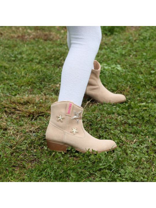 Beige Lederstiefel mit goldenen Sternen