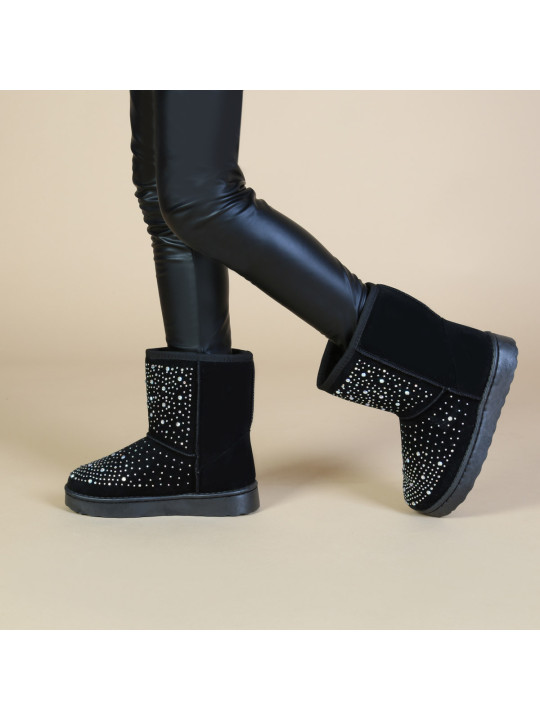 Schwarze Stiefeletten mit Strasssteinen