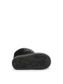 Schwarze Leder-Flipflops mit weißen Punkten