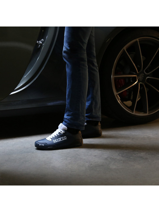 Dunkelblaue Sparco Rennschuhe mit Grip
