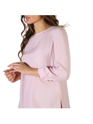 Zarte rosa Damenbluse mit Kragen