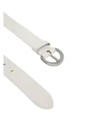 Minimalist weißer Ledergürtel mit Schnalle