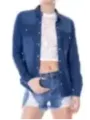 Weißes Häkeloberteil mit Jeansshorts