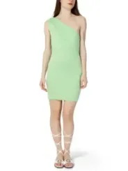 Mintgrünes Kleid mit asymmetrischer Schulter