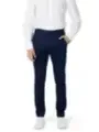 Navy Chino-Hosen mit Sneakers