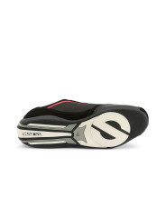 Schwarze und rote Sparco SP-F6