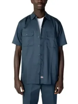 Dickies Arbeitshemd blauer Herrenmodell stehend