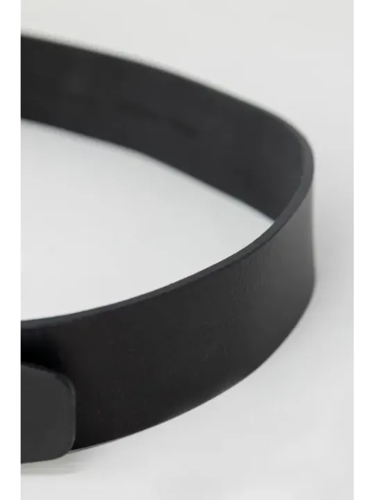 Schwarzes Gummiarmband mit Steckerverschluss