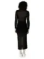 Schwarzes Strickkleid mit hohem Kragen