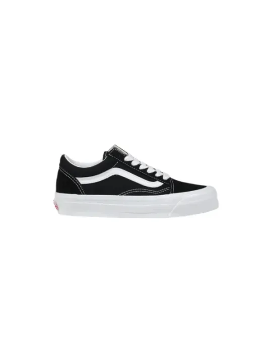 Schwarze und weiße Vans Sneaker