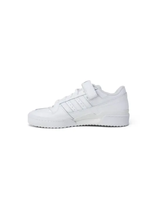 Weißer Adidas Sneaker Seitenansicht