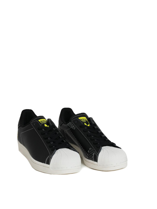 Schwarze Adidas Superstar Sneaker