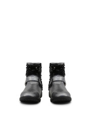 Silberne Damenstiefeletten mit Riemen
