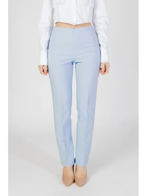 Weiße und blaue Damen Hose Weiße und blaue Damen Hose