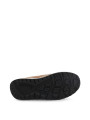 Robuste Schuhsohle mit Lederdetails