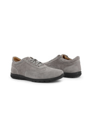Graue Wildledersneakers mit schwarzer Sohle