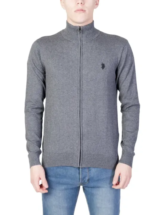 Grauer Strickpullover mit Reißverschluss