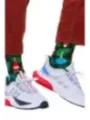 Gnome Cartoon Socken mit Sneakers