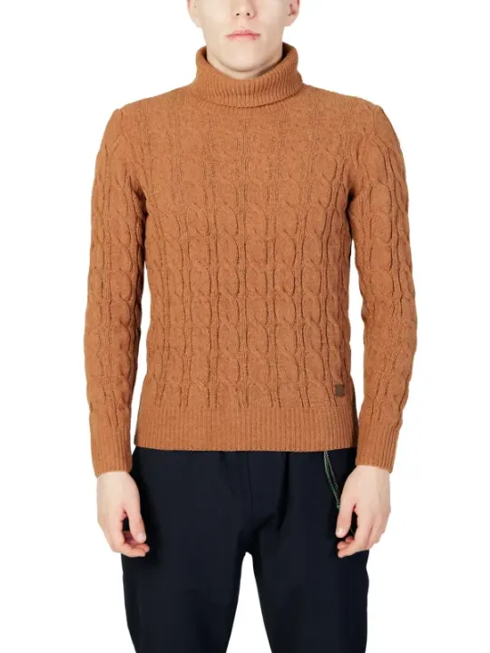 Karamellfarbener Herren Strickpullover