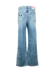 Helle Jeans mit Herzdetails