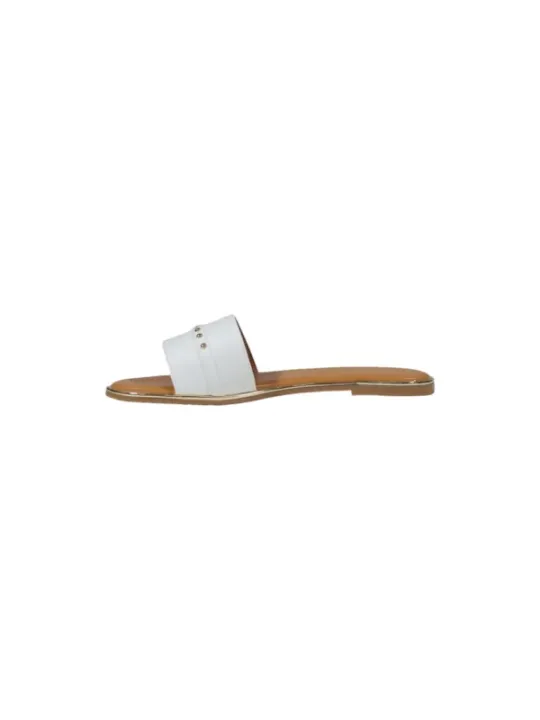 "Alviero Martini Prima Classe Pantoletten im Sale | Alviero Martini Prima Classe - Alviero Martini Prima Classe Ciabatte Donna online kaufen"|Planet-Deluxe