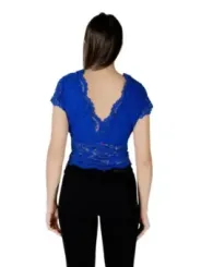 "Morgan De Toi Tops im Sale | Morgan De Toi Lace V-Neck Top - Frühlingsromantik in Blau online kaufen"|Planet-Deluxe
