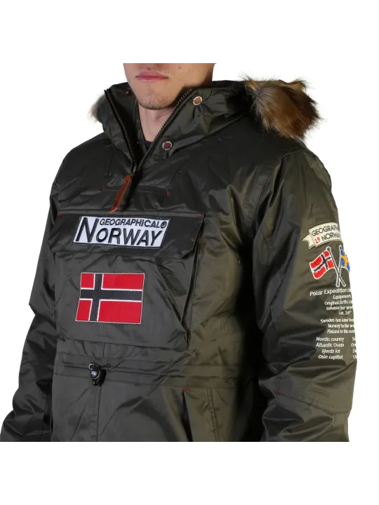 Grüne Herrenjacke mit Kapuze