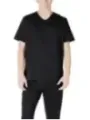 "Calvin Klein Jeans T-Shirts im Sale | Calvin Klein Herren V-Neck T-Shirt Schwarz online kaufen"|Planet-Deluxe