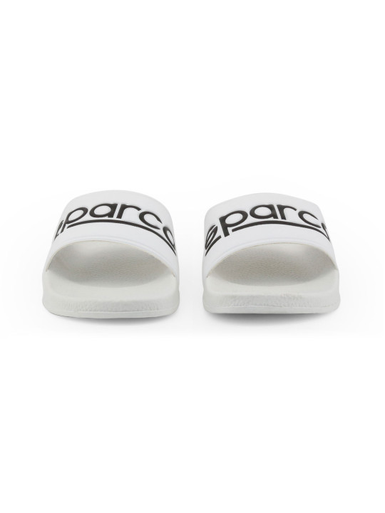 Weiße Slip-On Schuhe dicker Sohle
