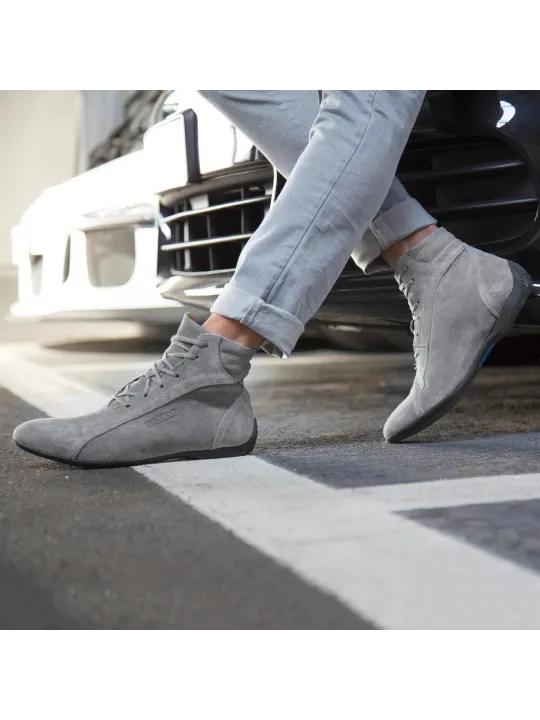 Graue Sparco Monza-GP-Fahrerschuhe aus Wildleder