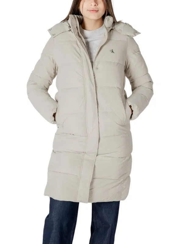 "Calvin Klein Jeans Jacken im Sale | Calvin Klein Damen Beige Pufferjacke für Herbst/Winter online kaufen"|Planet-Deluxe "Calvin Klein Jeans Jacken im Sale | Calvin Klein Damen Beige Pufferjacke für Herbst/Winter online kaufen"|Planet-Deluxe