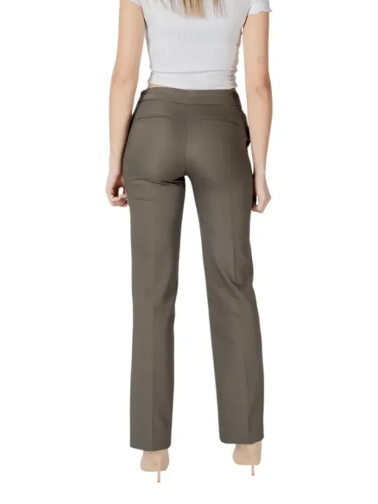 "Morgan De Toi Hosen im Sale | Morgan De Toi Frühlingsgrün Damenhose mit Komfort und Stil online kaufen"|Planet-Deluxe