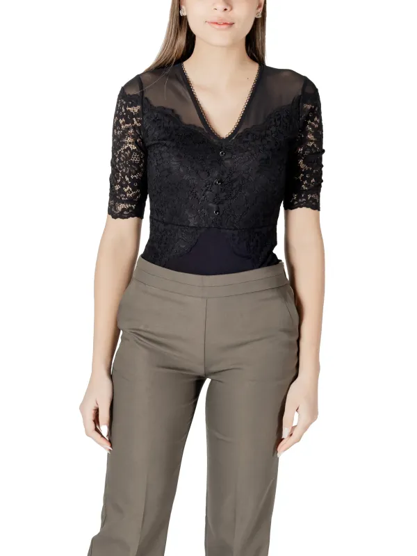 "Morgan De Toi Blusen im Sale | Morgan De Toi Schwarze V-Ausschnitt Bluse online kaufen"|Planet-Deluxe "Morgan De Toi Blusen im Sale | Morgan De Toi Schwarze V-Ausschnitt Bluse online kaufen"|Planet-Deluxe