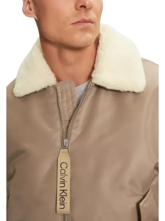 "Calvin Klein Jeans Jacken im Sale | Calvin Klein Herrenjacke Beige Herbst/Winter online kaufen"|Planet-Deluxe