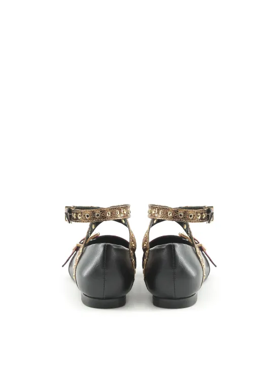 Schwarze Leder Ballerinas mit Verzierungen