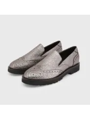 Graue Leder-Schuhe niedriger Absatz