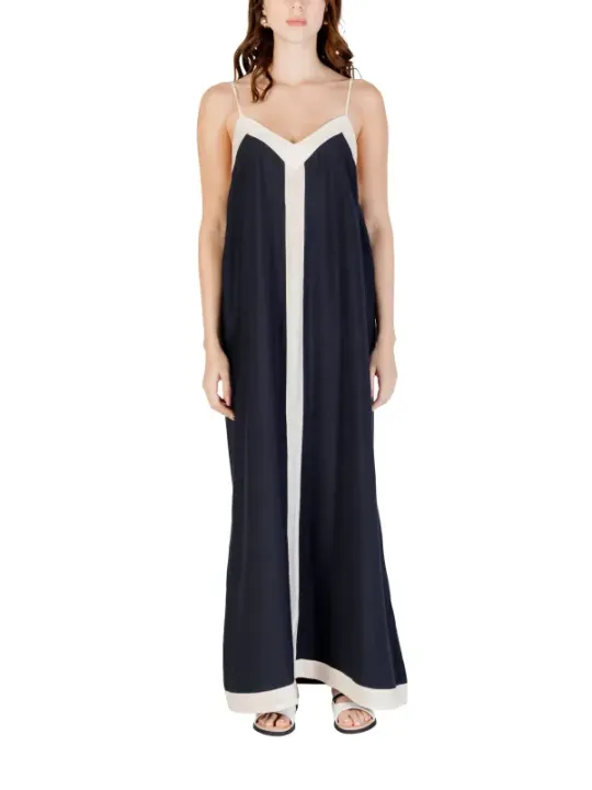 "Vero Moda Kleider im Sale | Vero Moda Schwarzes Sommerkleid online kaufen"|Planet-Deluxe