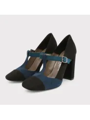 Schwarze Pumps mit blauem Akzent