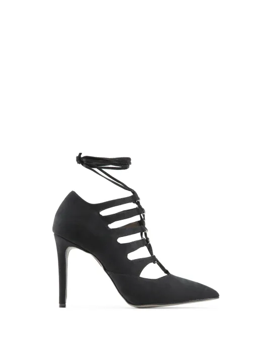 Schwarze High Heels mit Riemchen