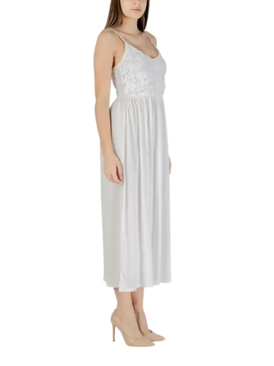 "Vero Moda Kleider im Sale | Vero Moda - Vero Moda Abito Donna online kaufen"|Planet-Deluxe