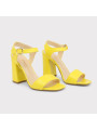 Gelbe italienische Damen-Riemchensandalen mit Absatz
